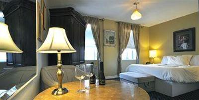 фото отеля The Oakville Inn Hotel