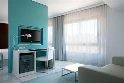 фото отеля NH Algeciras Suites