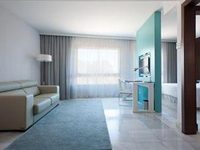 NH Algeciras Suites