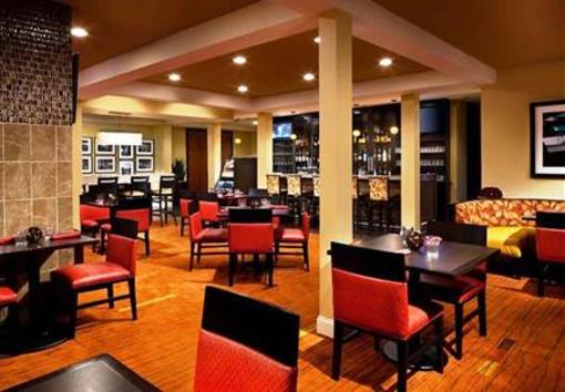 фото отеля Courtyard by Marriott Portsmouth