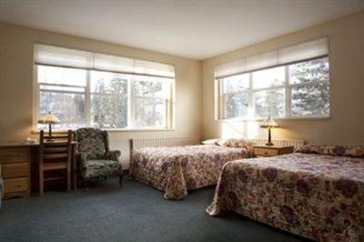 фото отеля Banff Y Mountain Lodge