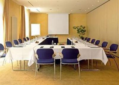 фото отеля Dorint Strandresort & Spa Ostseebad Wustrow