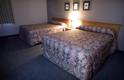 фото отеля Heritage Inn High River