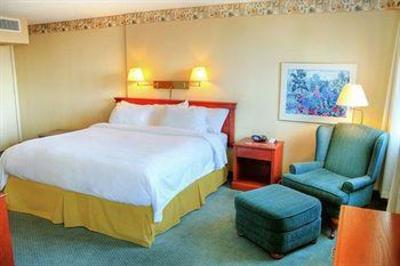 фото отеля 5 Calgary Downtown Suites Hotel
