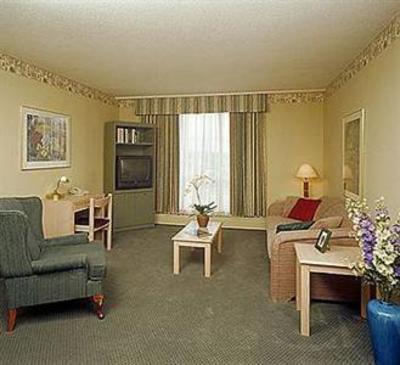 фото отеля 5 Calgary Downtown Suites Hotel
