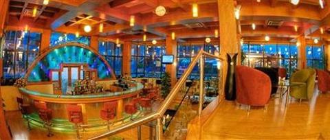 фото отеля Clarks Exotica Hotel Bangalore