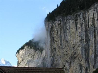 фото отеля Hotel Oberland Lauterbrunnen