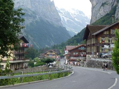 фото отеля Hotel Oberland Lauterbrunnen