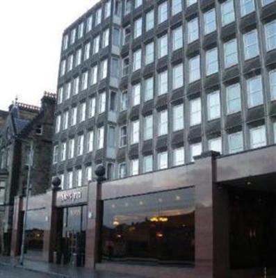 фото отеля Jurys Inn Edinburgh
