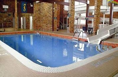фото отеля Northwoods Inn & Suites Saskatoon