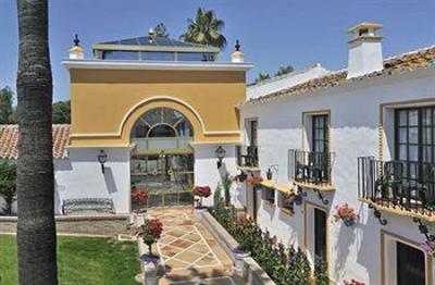 фото отеля Globales Cortijo Blanco Hotel Marbella