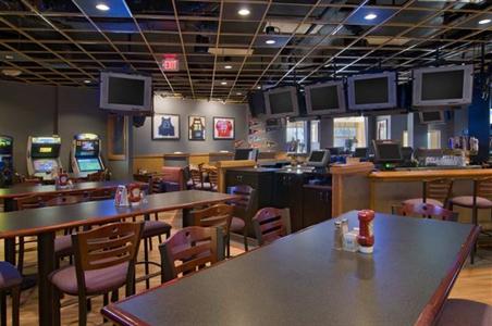 фото отеля Hilton North Raleigh