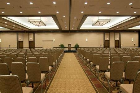 фото отеля Hilton North Raleigh