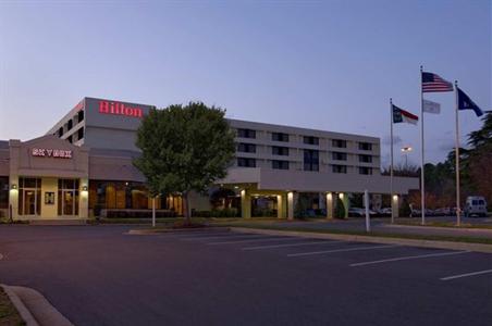 фото отеля Hilton North Raleigh