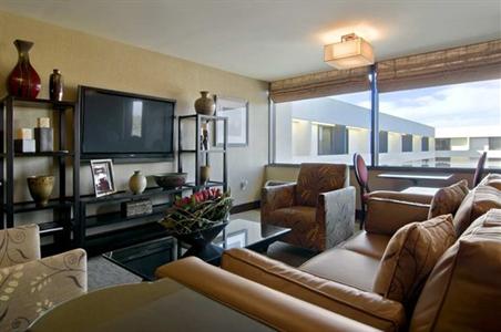 фото отеля Hilton North Raleigh