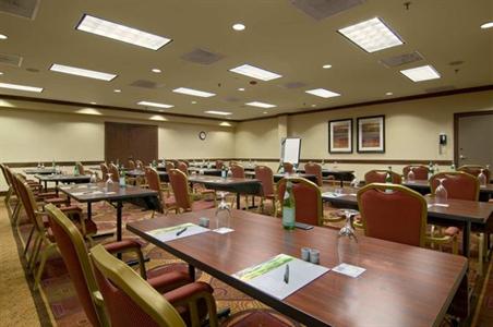 фото отеля Hilton North Raleigh