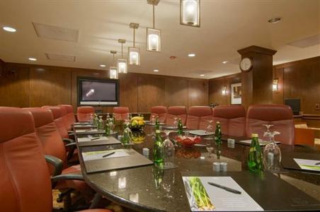 фото отеля Hilton North Raleigh