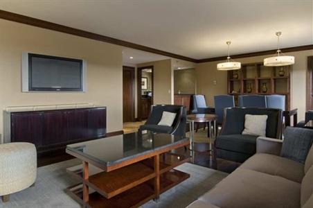 фото отеля Hilton North Raleigh