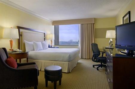 фото отеля Hilton North Raleigh