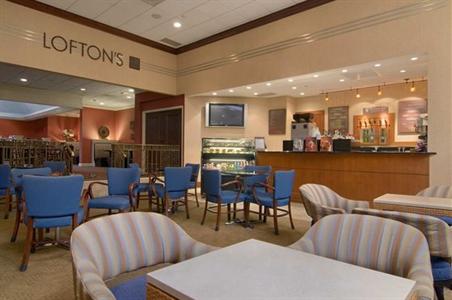 фото отеля Hilton North Raleigh