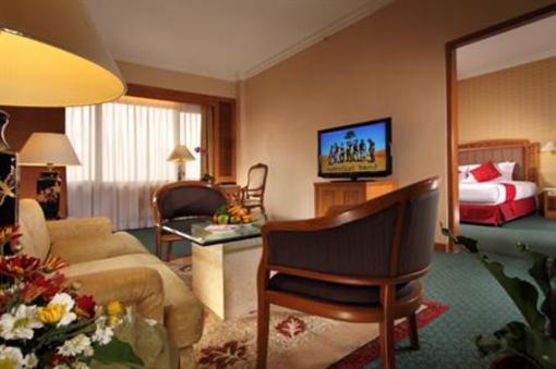 фото отеля Grand Quality Hotel