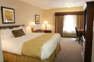 фото отеля BEST WESTERN PLUS Cotton Tree Inn