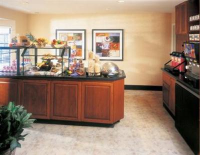 фото отеля Staybridge Suites West Des Moines