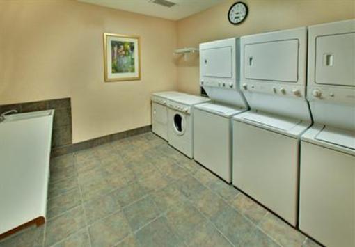 фото отеля Staybridge Suites West Des Moines