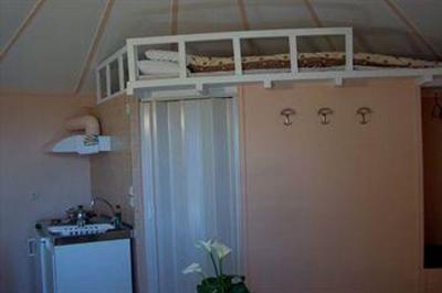 фото отеля Delphi Rooms & Bungalows