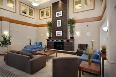 фото отеля Sandman Hotel and Suites Squamish