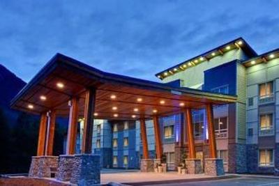фото отеля Sandman Hotel and Suites Squamish