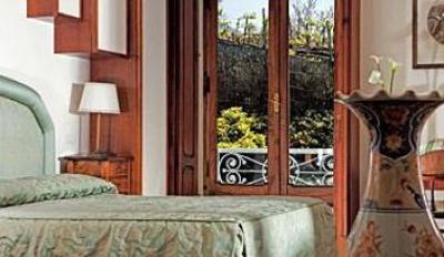 фото отеля Relais Villa Savarese