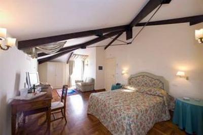 фото отеля Relais Villa Savarese