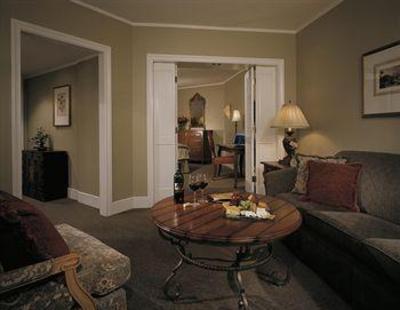 фото отеля Woodmark Hotel