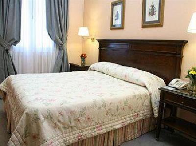 фото отеля Eurostars Claridge Hotel
