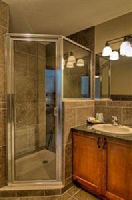фото отеля Falcon Crest Lodge
