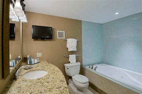 фото отеля Hilton Grand Rapids Airport