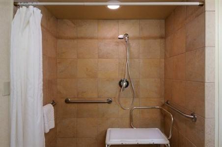 фото отеля Hilton Grand Rapids Airport