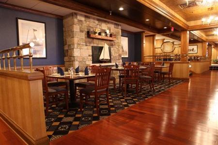 фото отеля Hilton Grand Rapids Airport