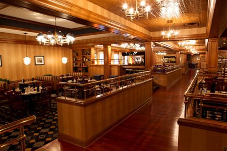 фото отеля Hilton Grand Rapids Airport