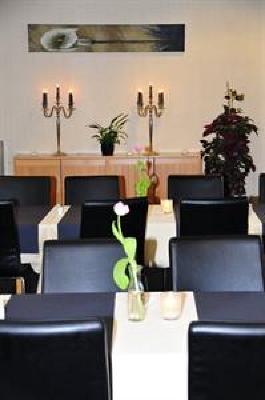 фото отеля Letohallen Hotell Ullensaker