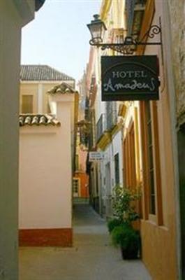 фото отеля Hotel Amadeus Caserta