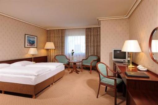 фото отеля Maritim Hotel Bonn