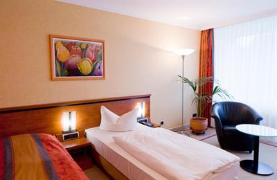 фото отеля VierJahreszeiten Hotel Iserlohn