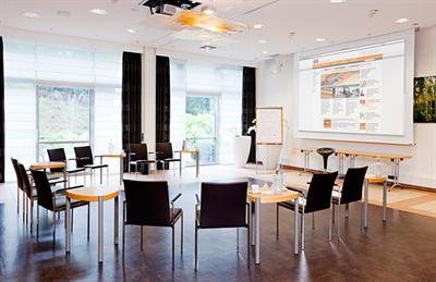 фото отеля VierJahreszeiten Hotel Iserlohn