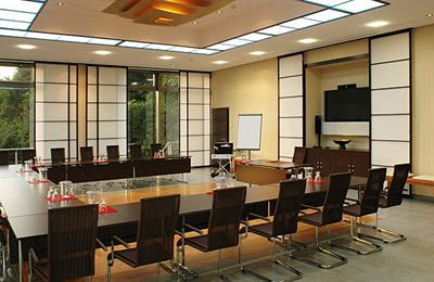 фото отеля VierJahreszeiten Hotel Iserlohn