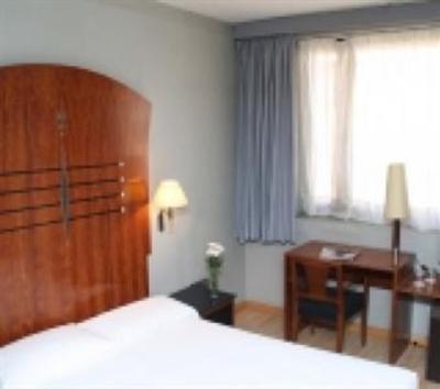 фото отеля Hotel Medium City