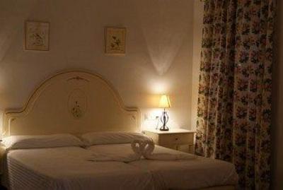 фото отеля Hotel Maria Luisa Rute