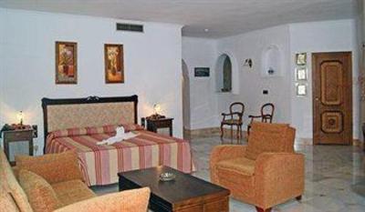 фото отеля Hotel Maria Luisa Rute