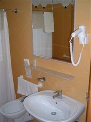 фото отеля Hotel Maria Luisa Rute